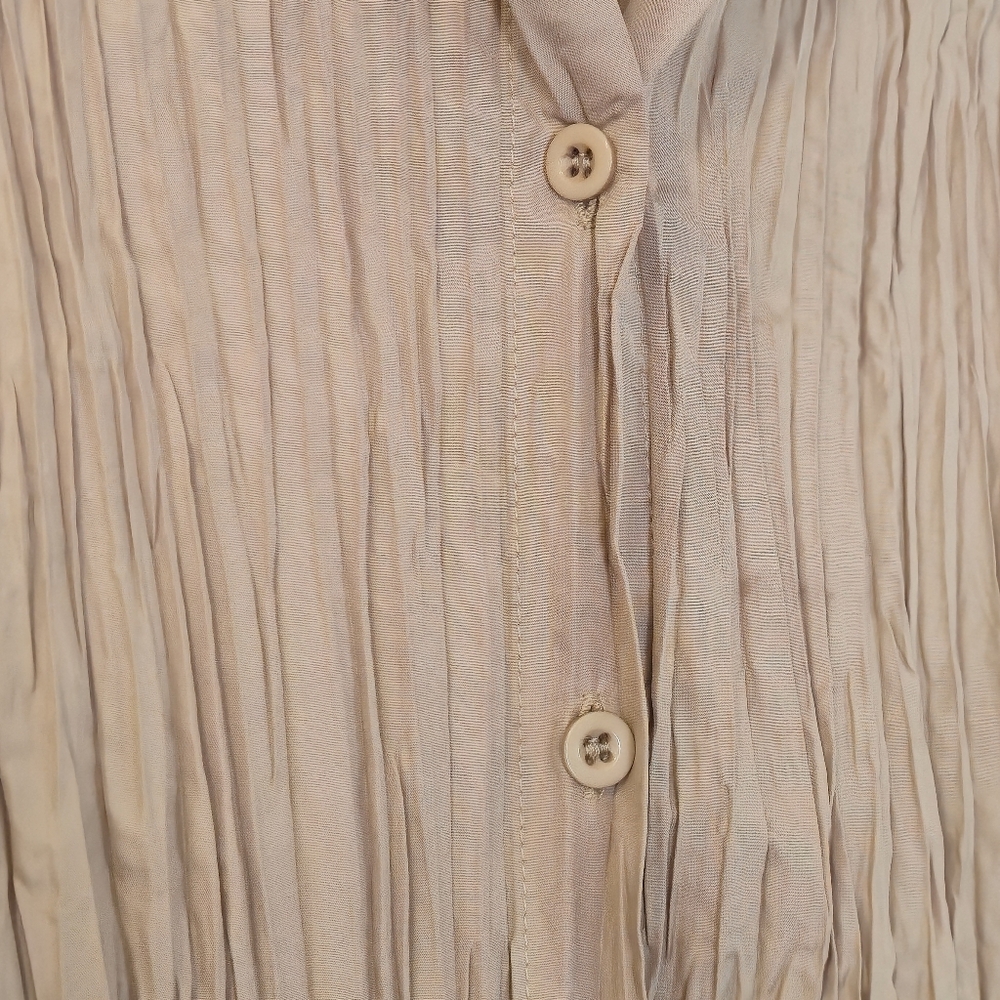 Bellissima XL Tan Micro Pleated Crinkle Button Up Coastal Minimalist Top - Picture 6 of 14